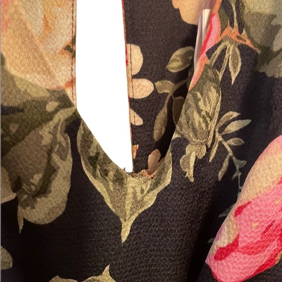 Divine Heritage Floral Cutout V Neck Tie Keyhole Back Flutter Sleeve Midi Dress - Picture 13 of 16